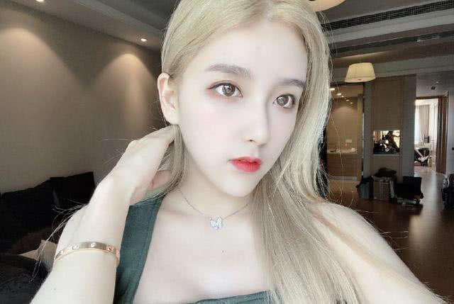 哪些明星网红住上海,揭秘这座城市的星光熠熠