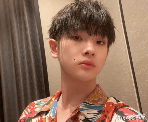 娱乐圈吃瓜宋亚轩微博,娱乐圈幕后真相大揭秘