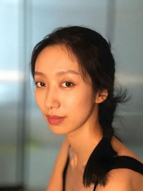 吃瓜夫妻娱乐圈百度云,娱乐圈背后的甜蜜与争议