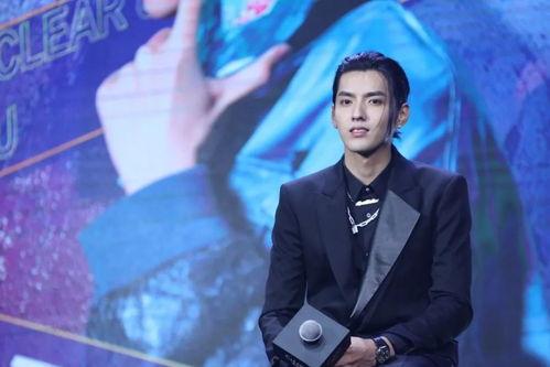 今日大瓜吴亦凡,娱乐圈风云再起，真相究竟如何？