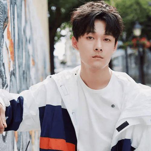 吃瓜爆料宋茜和郭俊辰,吃瓜群众热议恋情真相