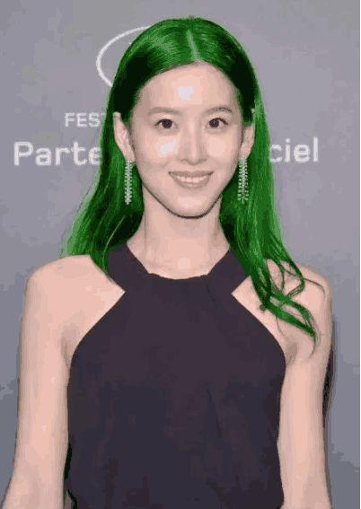 喝茶叶的明星网红,明星网红的茶饮时尚之旅”