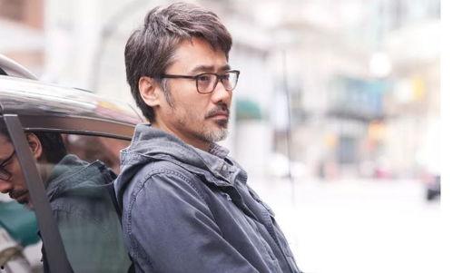 吃瓜热门事件大学,大学生吃瓜事件引发热议