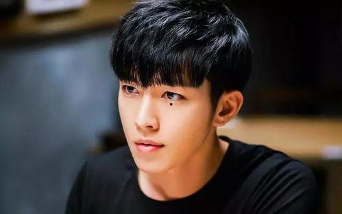 炎亚纶进娱乐圈吃瓜群众