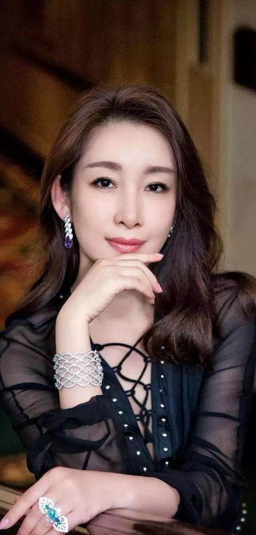 女明星网红美图照片,网红女明星美图集锦赏析