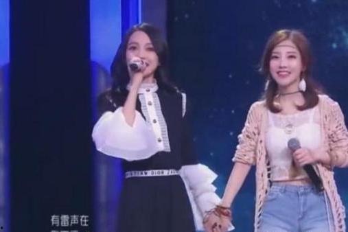 综艺明星网红同台节目,明星网红同台，跨界互动精彩纷呈