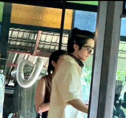 娱乐圈塌房吃瓜爆料视频,塌房事件视频揭秘，吃瓜群众热议不断