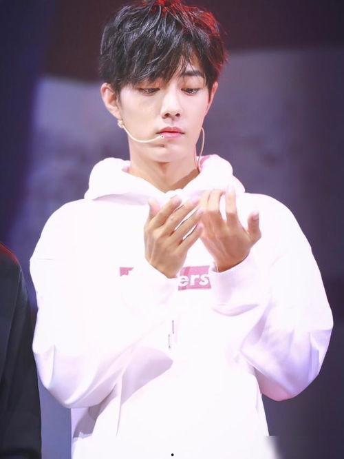 娱乐圈吃瓜爆料肖战视频,娱乐圈幕后真相大曝光