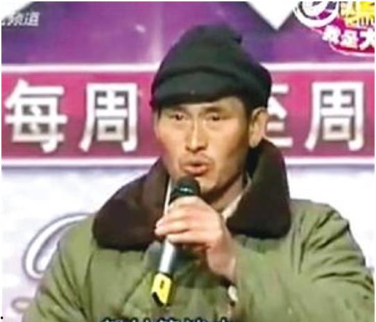 明星网红众人围观视频,围观现场引发热议！