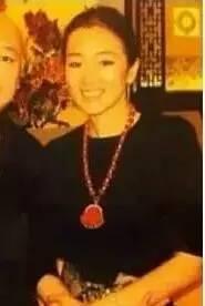 明星网红佩戴唐卡,明星网红演绎传统艺术新潮流