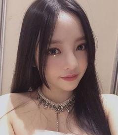 明星网红拉筋痛苦,挑战极限的健身代价