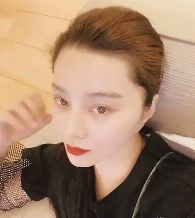 背头发型明星网红,明星网红背头发型风尚解析