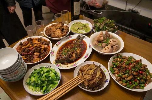 今日晚餐吃瓜食物图片,晚餐美食瞬间回顾