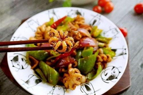 网红八爪鱼吃瓜爆料视频,揭秘娱乐圈幕后真相