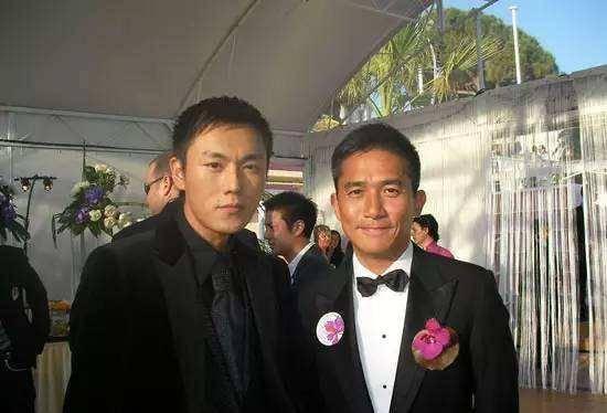 在娱乐圈吃瓜的小说女主,瓜田里的逆袭女王