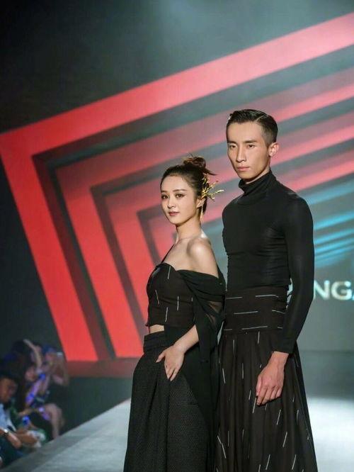 明星网红走t台,明星网红闪耀T台风采